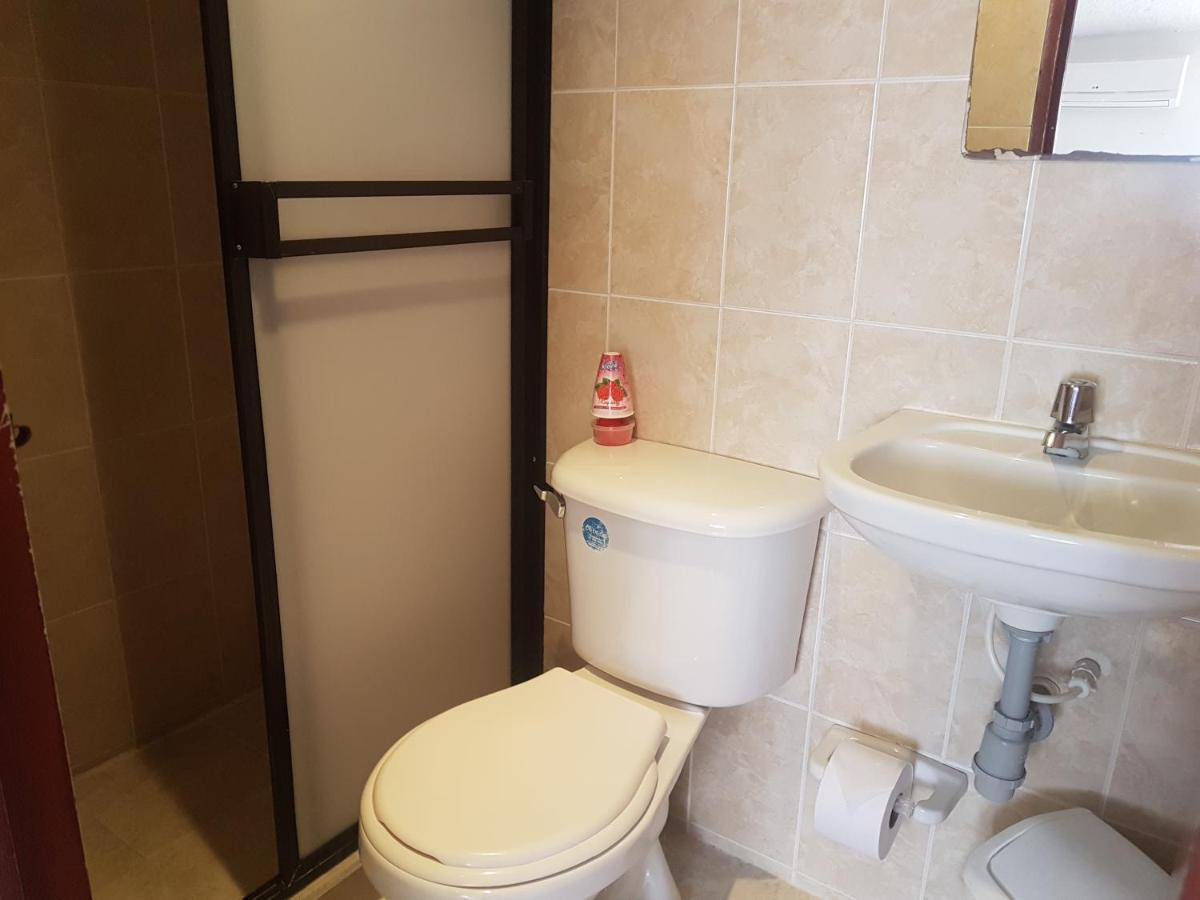 Hotel Don Juan Colonial Флоридабланка Екстериор снимка