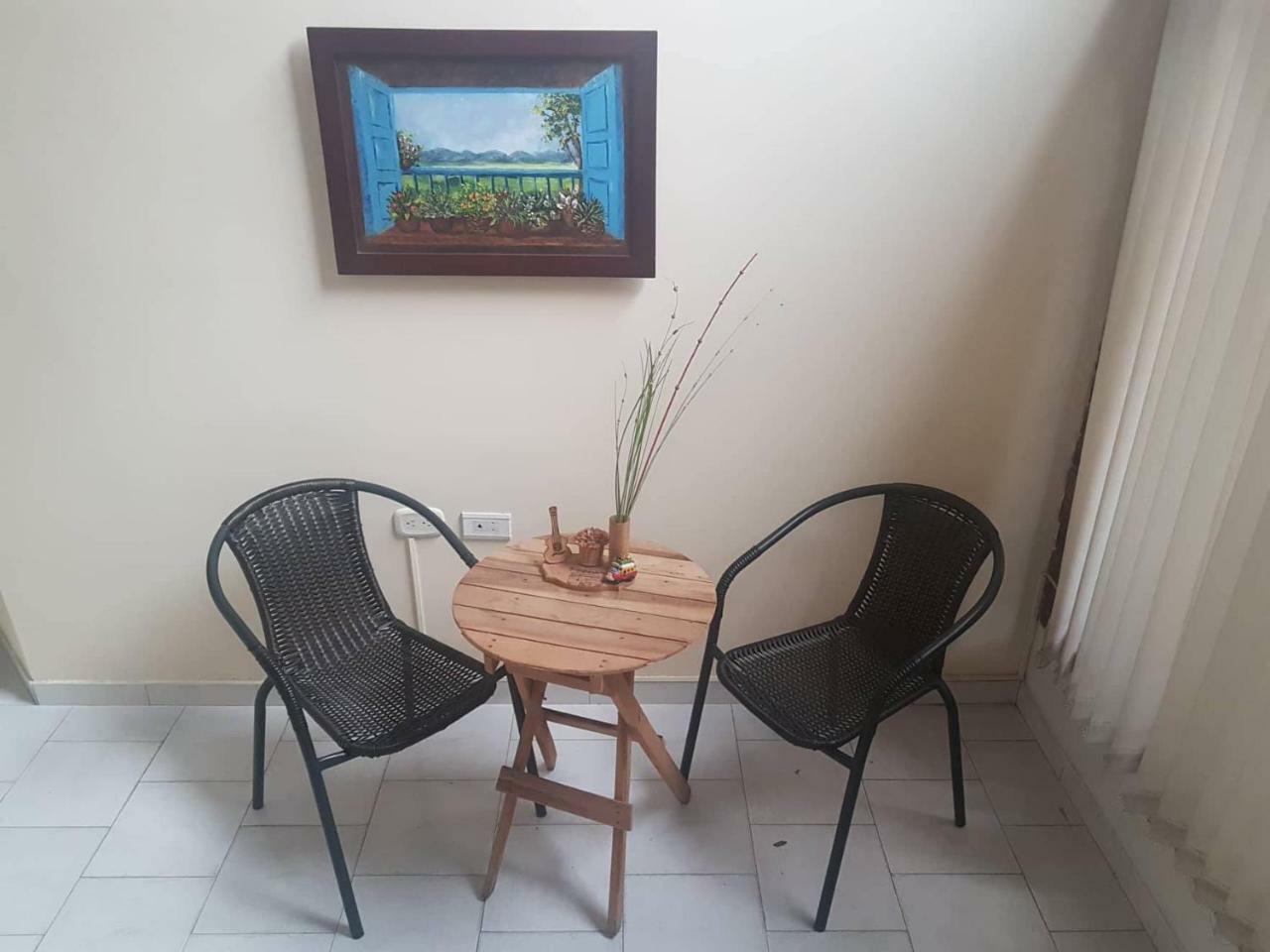 Hotel Don Juan Colonial Флоридабланка Екстериор снимка