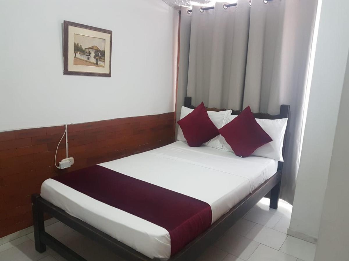 Hotel Don Juan Colonial Флоридабланка Екстериор снимка
