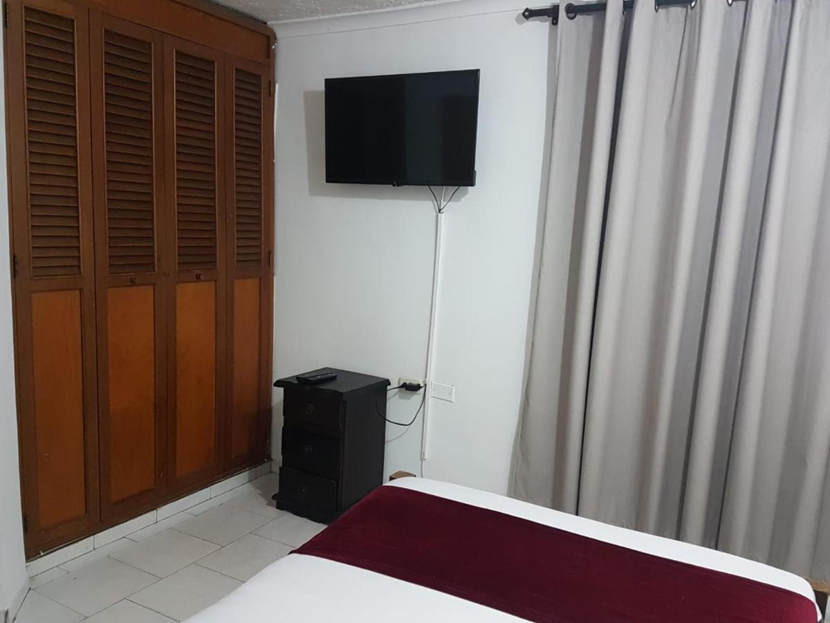 Hotel Don Juan Colonial Флоридабланка Екстериор снимка
